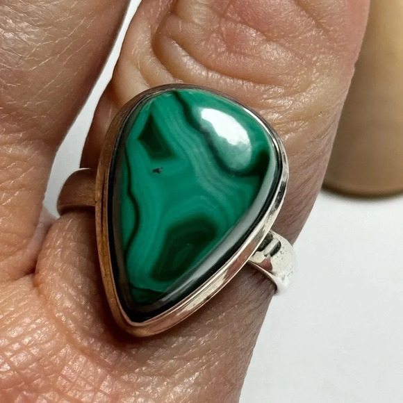 Malachite Ring | Natural Gemstone | 925 Sterling Silver | Size 11 | Jewelry - Picture 4 of 12